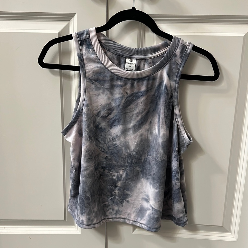 NWT 90 Degree Tie Die workout tank.